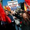 西班牙的华人纷纷走上马德里街头 对西班牙第二大银行BBVA大规模冻结华人账户表示抗议