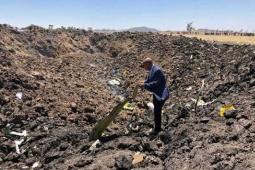 埃塞俄比亚飞机在致命暴跌之前抽烟并颤抖