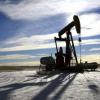 在美国产量充裕的情况下油价下跌布伦特原油价格从五个月高位回落