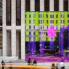苹果公司的纽约商店在重新开放之前有一个彩虹立方体