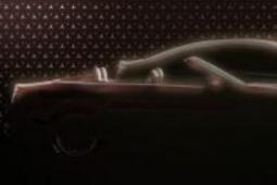 梅赛德斯Mercedes取笑改款E级双门跑车和敞篷跑车的内饰