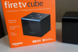 2021年12月30日整理：亚马逊的FireTVCube就像一台融合了EchoDot的FireTV