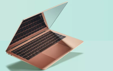 一台15英寸的苹果MacBookAir对我来说是完美的